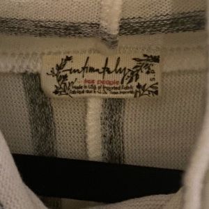 Free people light weight super soft sweater hoodie with pockets